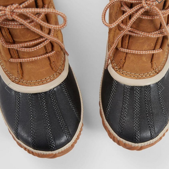 Sorel Boots - Picture 5 of 16